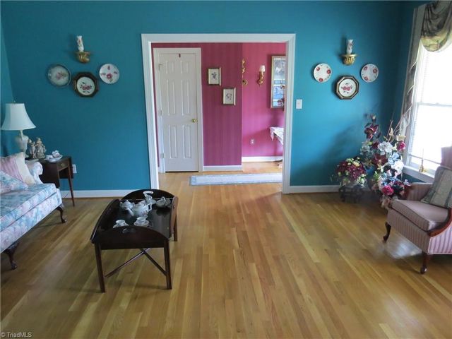 1464 Steve Street, Kernersville, NC 27284