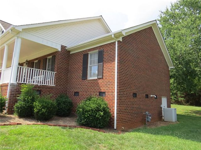 1464 Steve Street, Kernersville, NC 27284