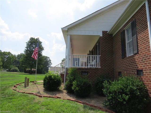 1464 Steve Street, Kernersville, NC 27284