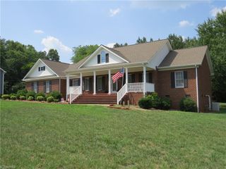 1464 Steve Street, Kernersville, NC 27284