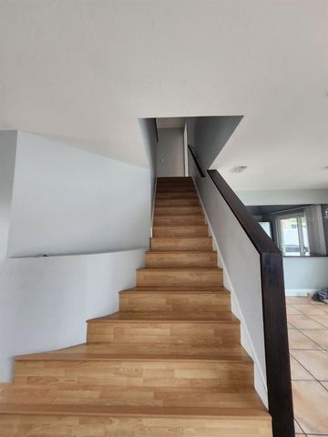 10121 SEA SPRAY PLACE, Tampa, FL 33624