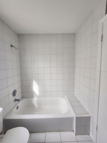 10121 SEA SPRAY PLACE, Tampa, FL 33624