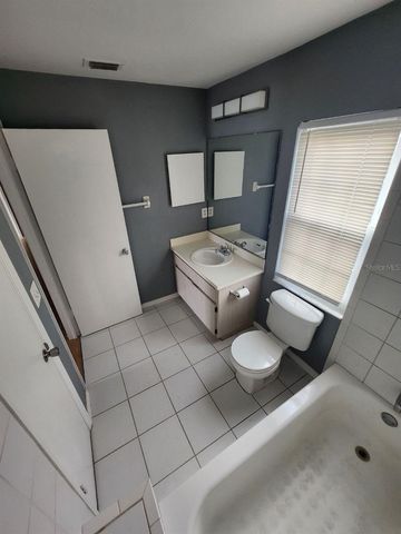 10121 SEA SPRAY PLACE, Tampa, FL 33624