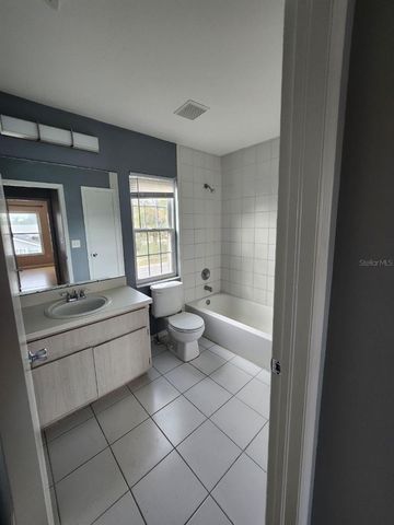 10121 SEA SPRAY PLACE, Tampa, FL 33624