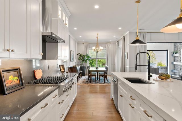 5 FETTERS BLVD, Downingtown, PA 19335