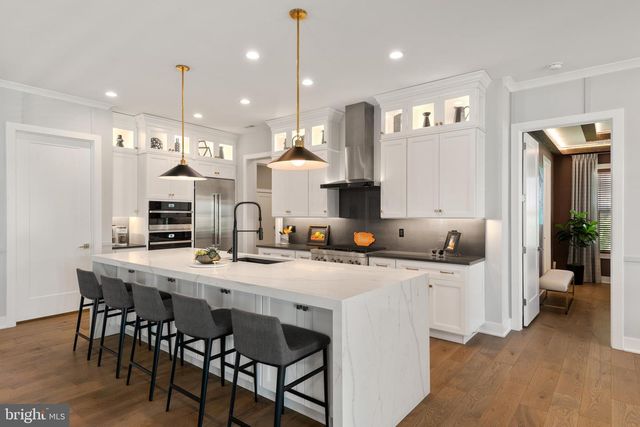 5 FETTERS BLVD, Downingtown, PA 19335