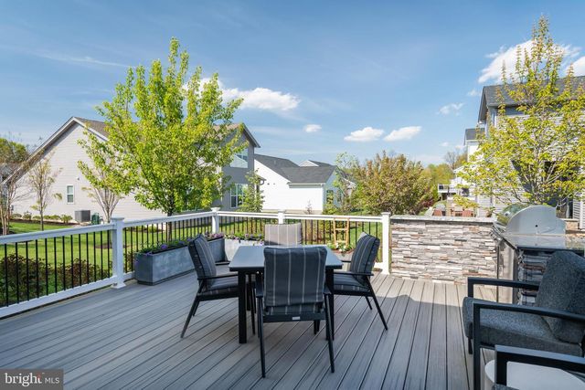 5 FETTERS BLVD, Downingtown, PA 19335