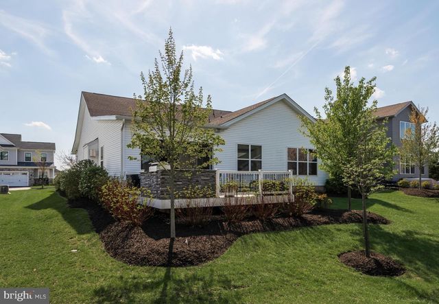 5 FETTERS BLVD, Downingtown, PA 19335