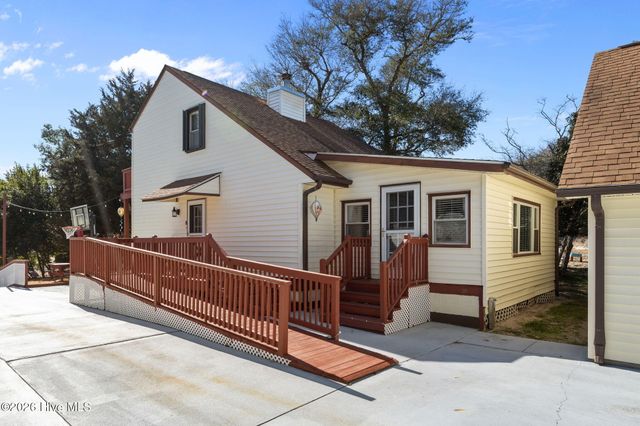 131 Purdie Drive, Emerald Isle, NC 28594