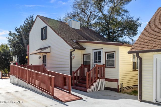 131 Purdie Drive, Emerald Isle, NC 28594