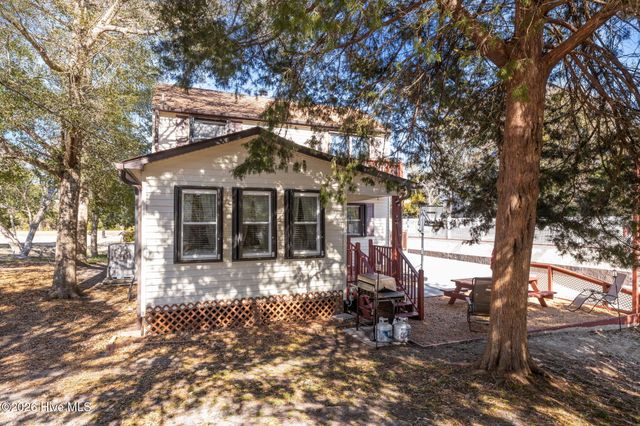 131 Purdie Drive, Emerald Isle, NC 28594