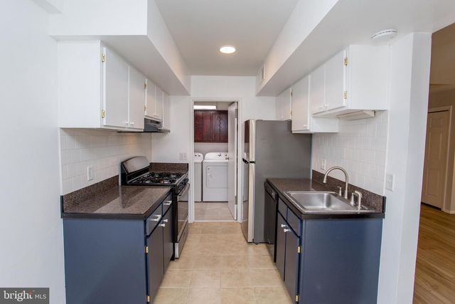 413 BRANDYWINE CT, Warminster, PA 18974