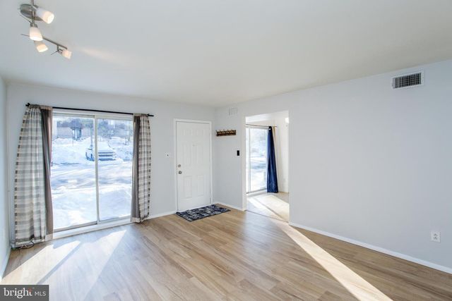 413 BRANDYWINE CT, Warminster, PA 18974