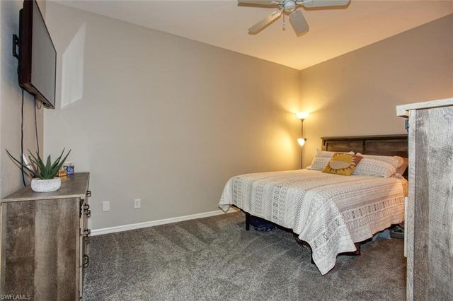 8076 Queen Palm LN 416, Fort Myers, FL 33966