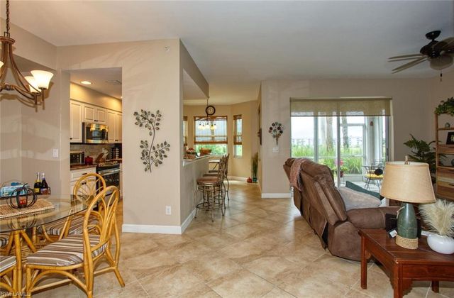 8076 Queen Palm LN 416, Fort Myers, FL 33966
