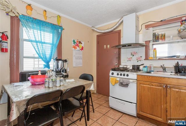 120-122 Lodi, Hackensack, NJ 07601