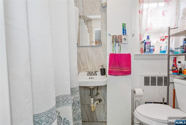 120-122 Lodi, Hackensack, NJ 07601