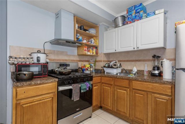 120-122 Lodi, Hackensack, NJ 07601