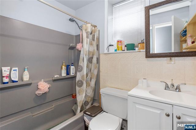 120-122 Lodi, Hackensack, NJ 07601