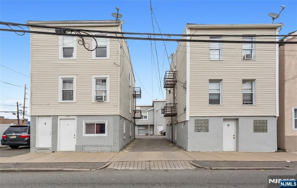 120-122 Lodi, Hackensack, NJ 07601