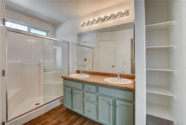 4266 Winter Cloud Court, Las Vegas, NV 89115