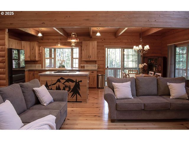 30641 S PARTRIDGE Rd, Colton, OR 97017