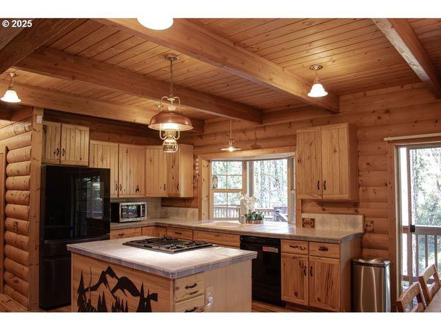 30641 S PARTRIDGE Rd, Colton, OR 97017