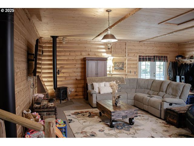 30641 S PARTRIDGE Rd, Colton, OR 97017