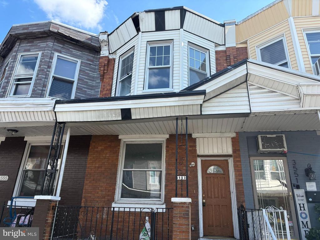 Image 2 of property listing at 3553 STOUTON ST, Philadelphia, PA 19134