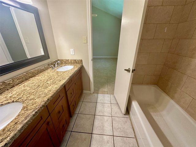 2711 Colony, Sugar Land, TX 77479