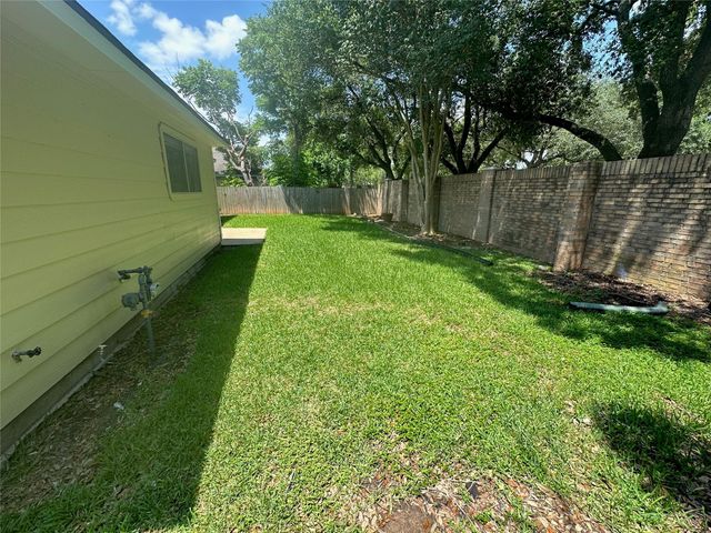 2711 Colony, Sugar Land, TX 77479