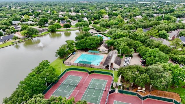 2711 Colony, Sugar Land, TX 77479