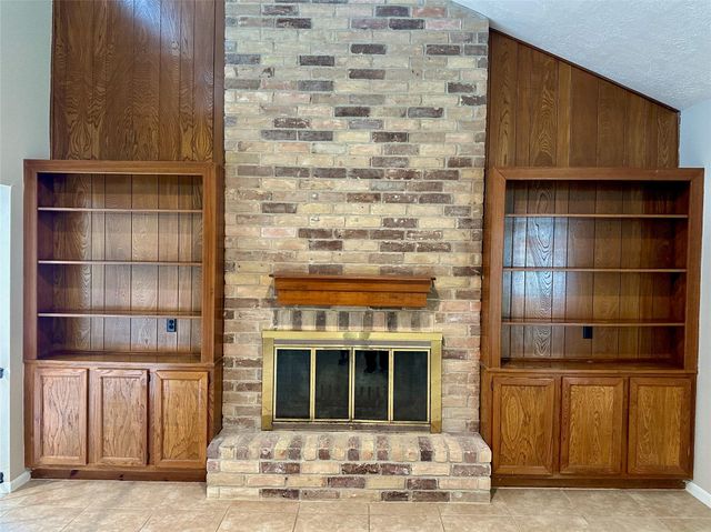 2711 Colony, Sugar Land, TX 77479
