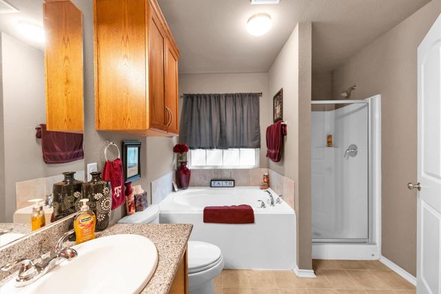 135 Brookside Drive, Huntsville, TX 77320