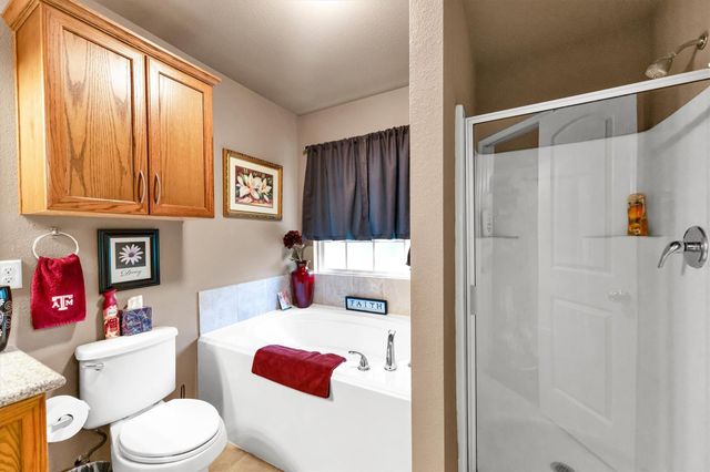 135 Brookside Drive, Huntsville, TX 77320