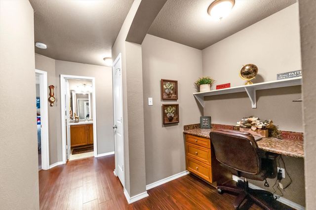 135 Brookside Drive, Huntsville, TX 77320