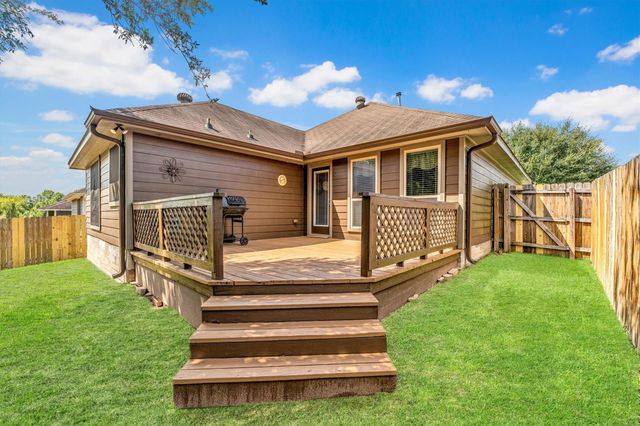 135 Brookside Drive, Huntsville, TX 77320