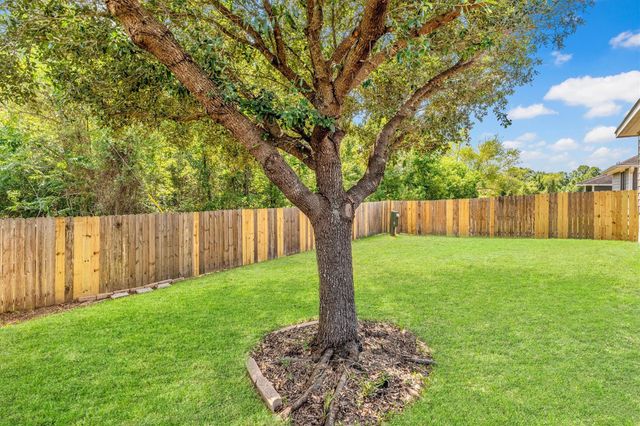 135 Brookside Drive, Huntsville, TX 77320