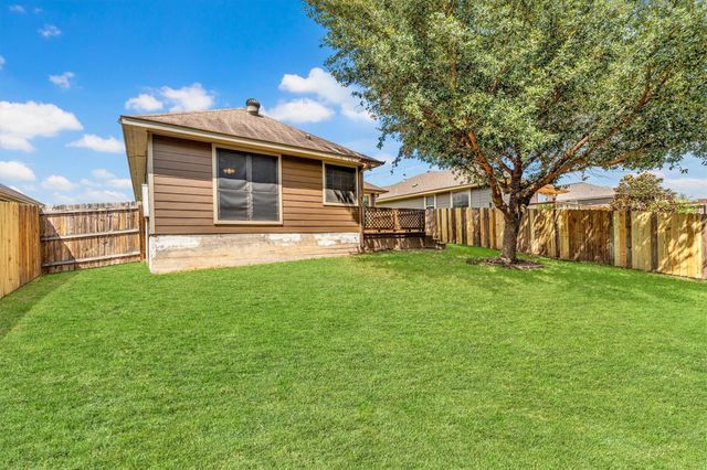 135 Brookside Drive, Huntsville, TX 77320