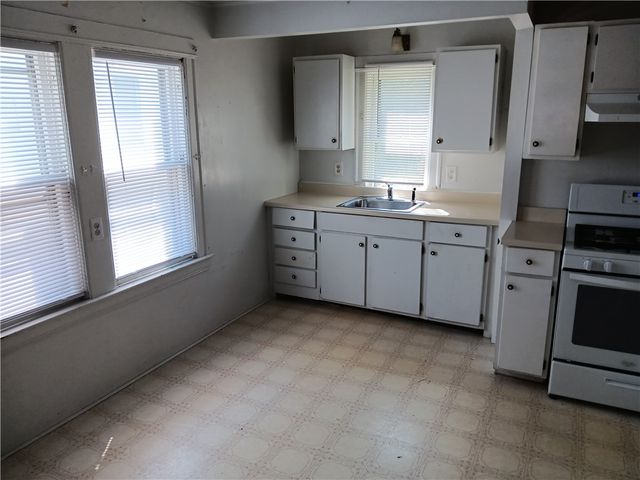 23 Newcomb Street, Rochester, NY 14609