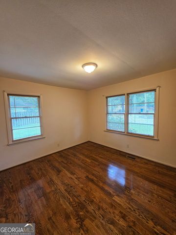 864 Rosser Street NW, Conyers, GA 30012
