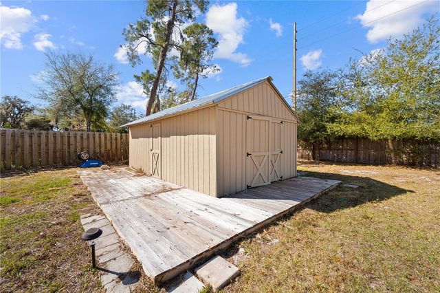 200 RAINTREE COURT, St Cloud, FL 34771