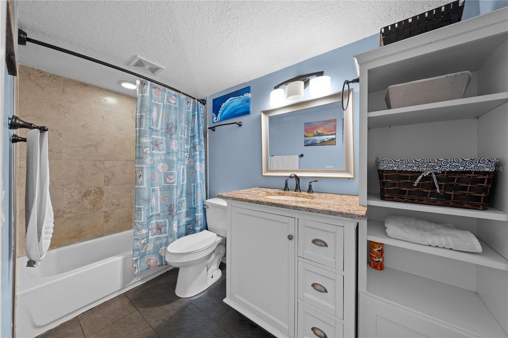 Image 14 of property listing at 200 RAINTREE COURT, St Cloud, FL 34771