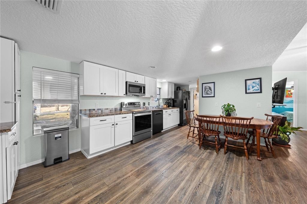 Image 23 of property listing at 200 RAINTREE COURT, St Cloud, FL 34771