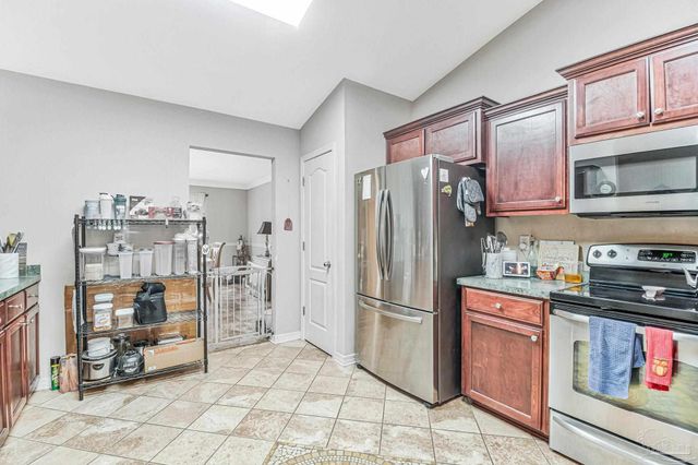 8786 Prowler Ct, Pensacola, FL 32506