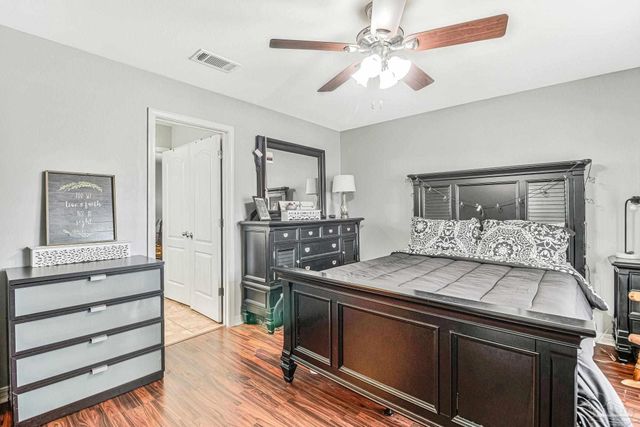 8786 Prowler Ct, Pensacola, FL 32506