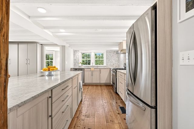 9 Cross Street, Westborough, MA 01581