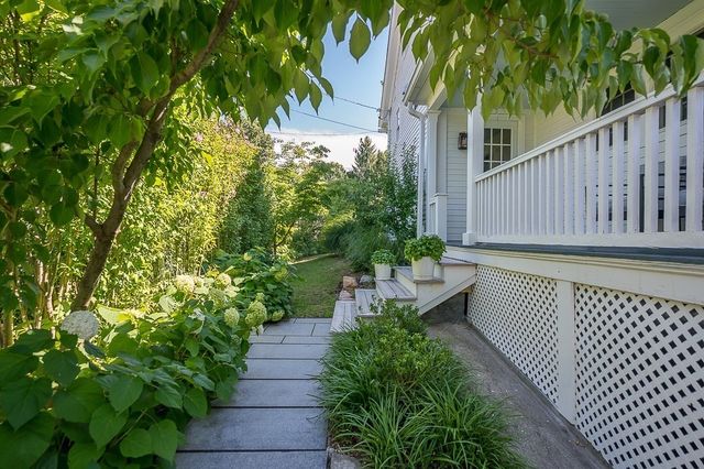 9 Cross Street, Westborough, MA 01581