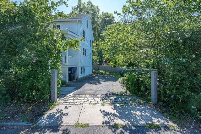 9 Cross Street, Westborough, MA 01581