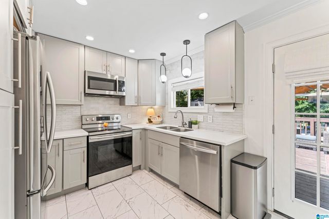 5144 NORTHUMBERLAND ROAD, Irondale, AL 35210